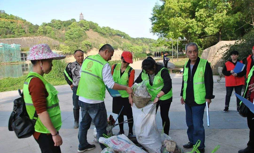 昆明即将试点垃圾分类 市民普遍还不习惯有待加强引导